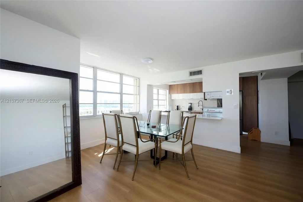 2851 Ne 183rd Street #1617e, Aventura
