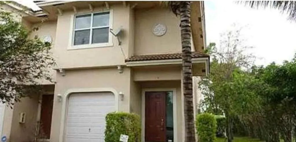 8305 W Sample Road #4, Coral Springs