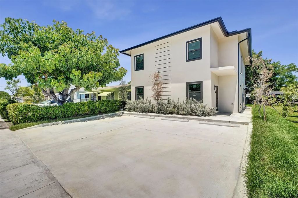 3051 Nw 59th Street #3051, Miami