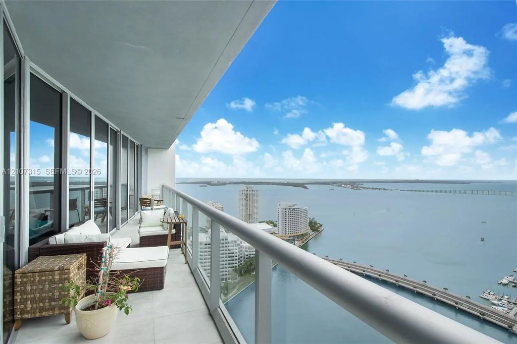 495 Brickell Avenue #3803, Miami