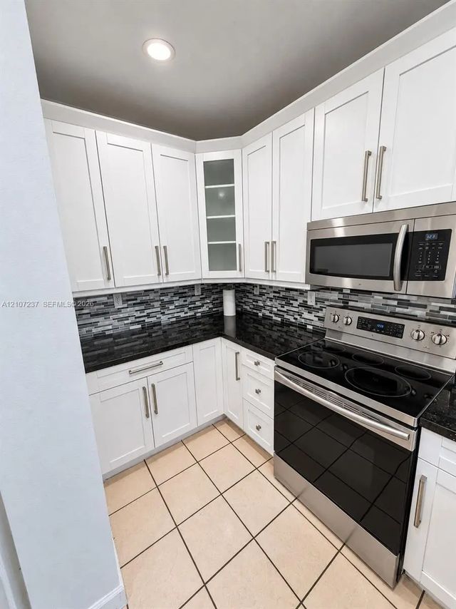 4 of 30 - 2529 Ne 41st Terrace, Homestead, FL