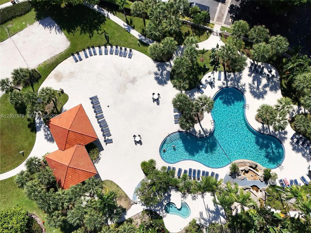 3300 Ne 191st Street #511, Aventura