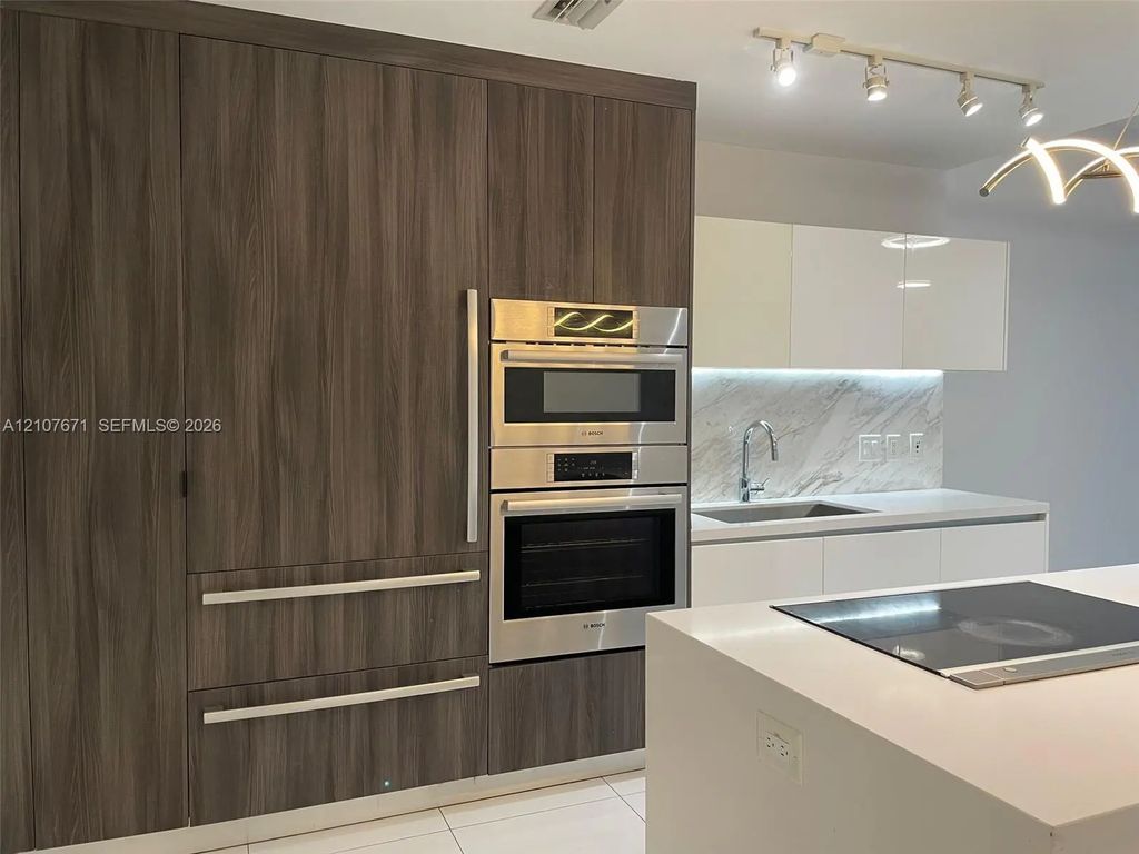 851 Ne 1st Avenue #4306, Miami