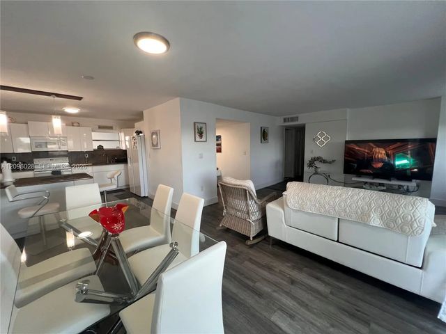 6300 Sw 138th Court #405, Miami