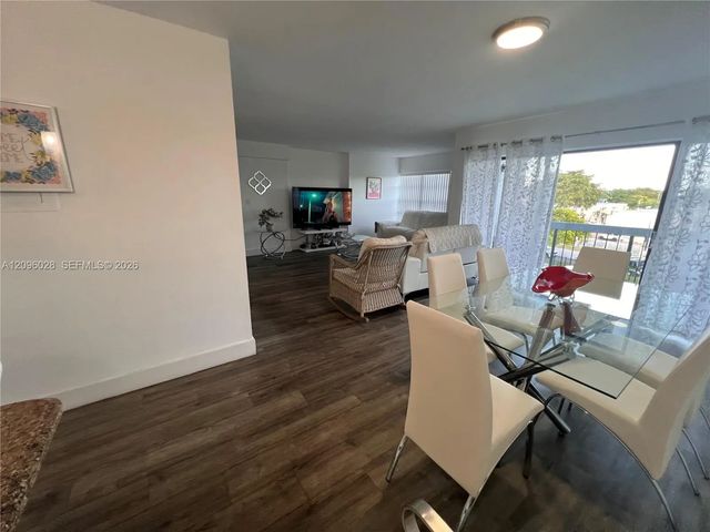 4 of 34 - 6300 Sw 138th Court #405, Miami, FL