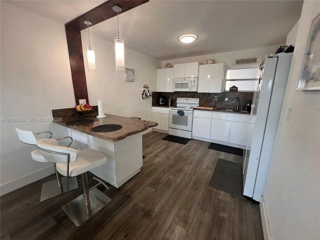 5 of 34 - 6300 Sw 138th Court #405, Miami, FL