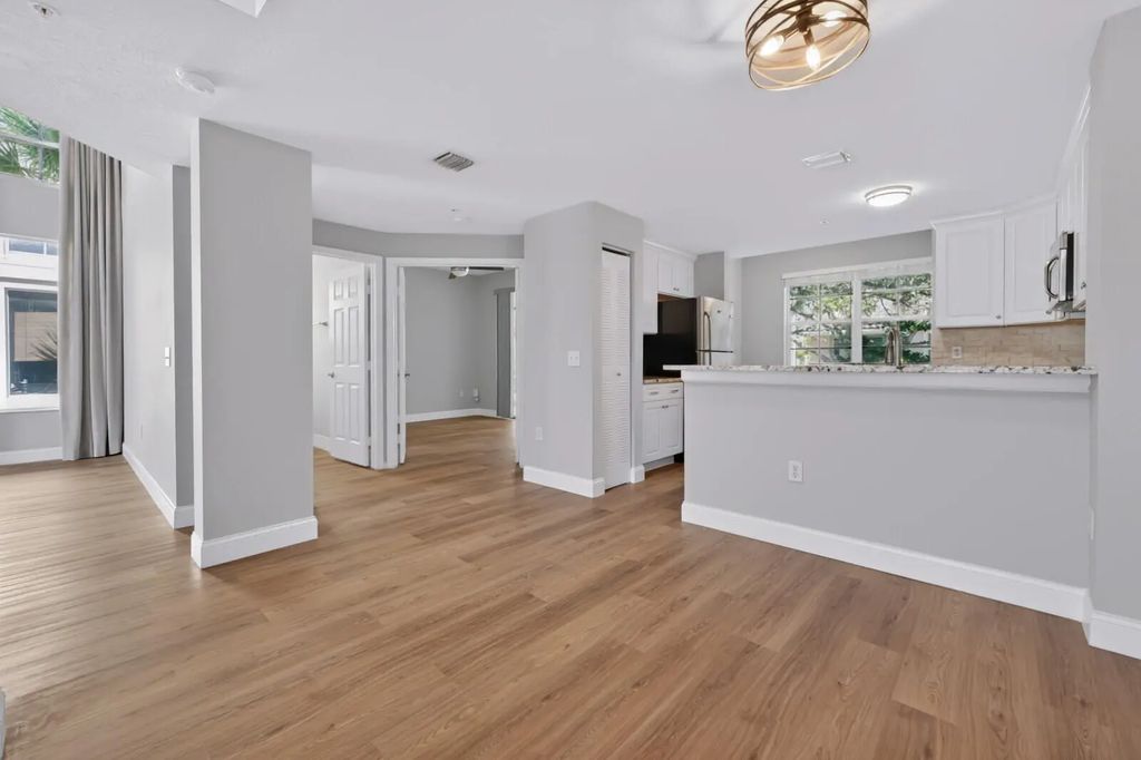 4772 Chancellor Drive #24, Jupiter
