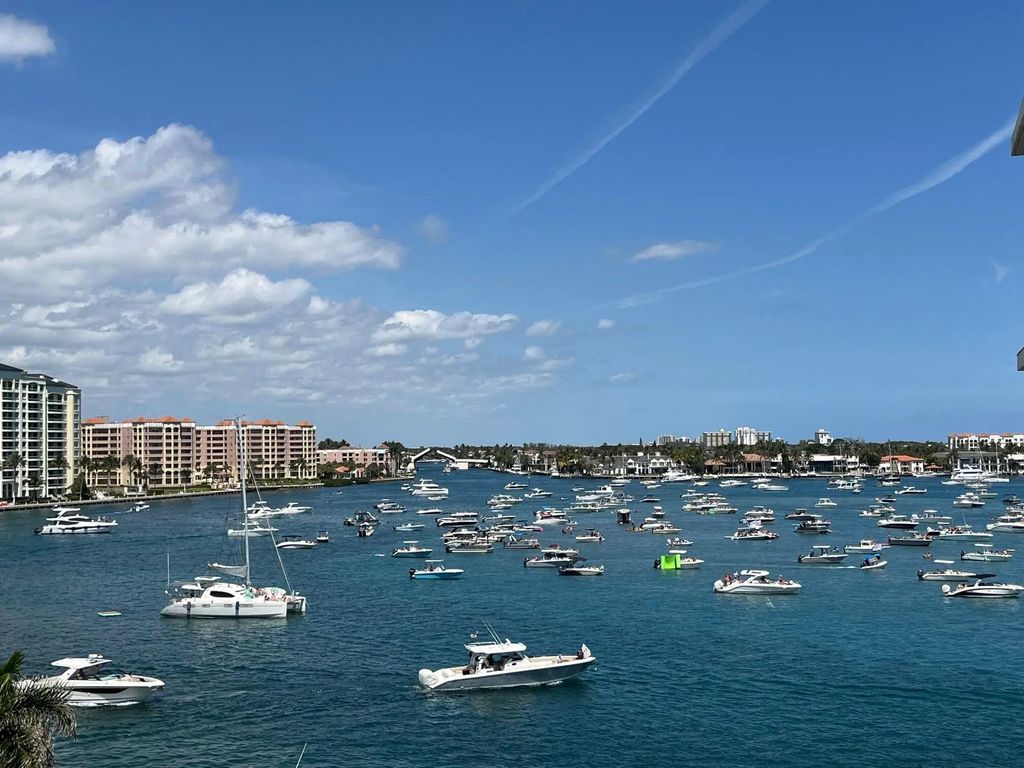 875 E Camino Real #6g, Boca Raton