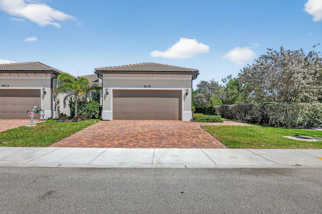 9115 Passiflora Way, Boca Raton