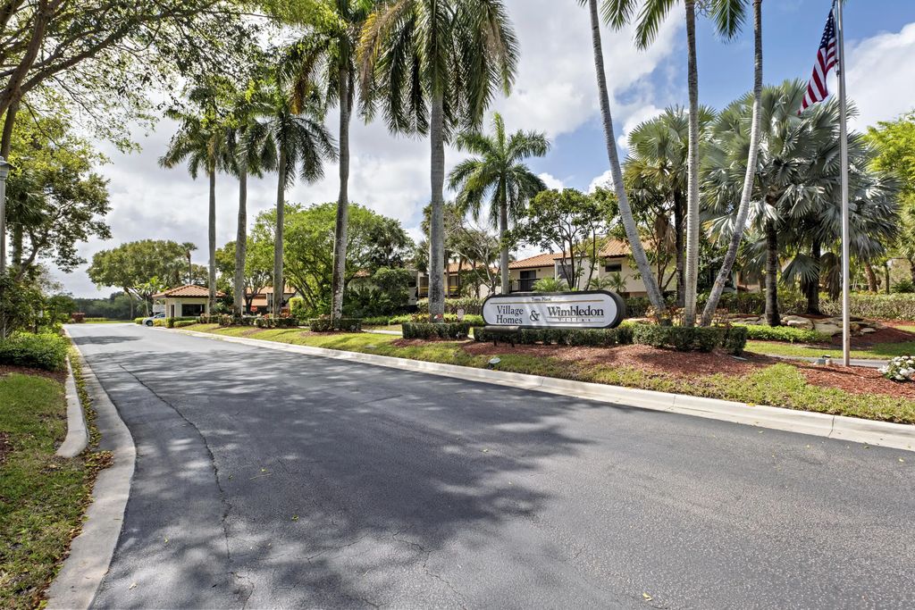 5803 Fox Hollow Drive #b, Boca Raton