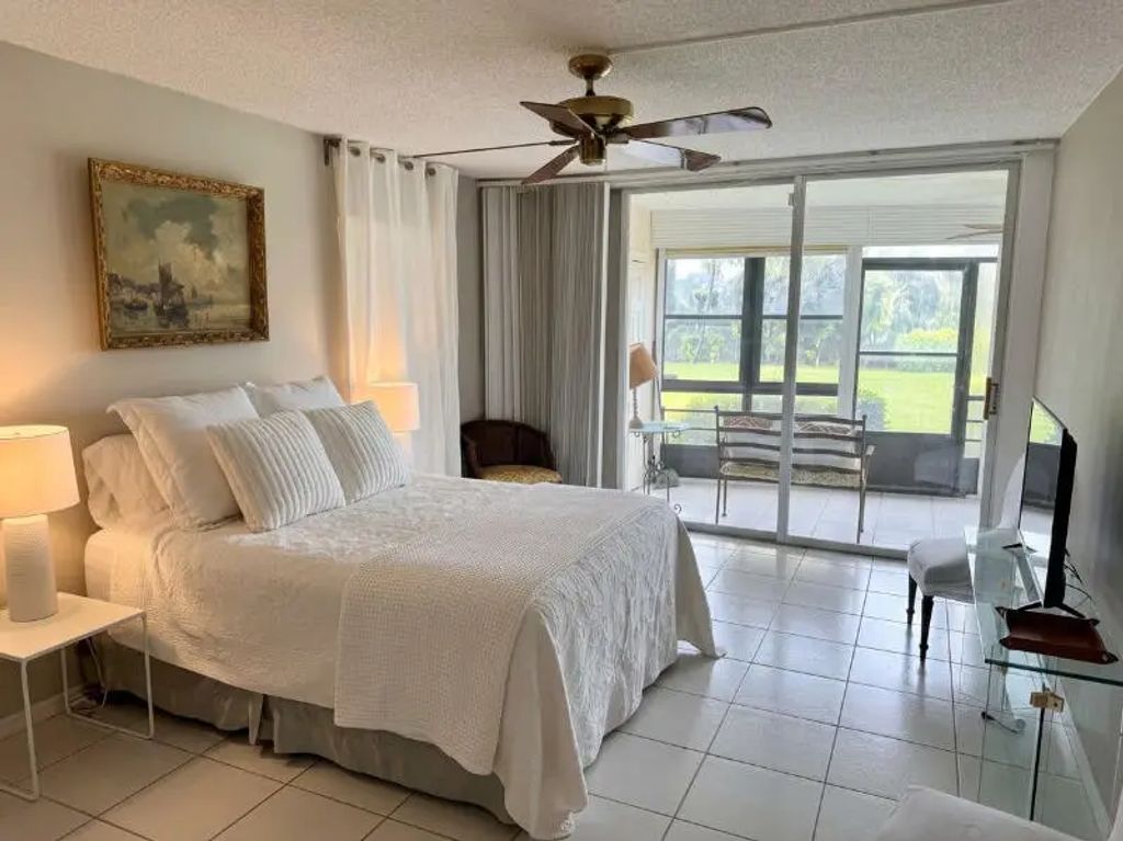 23099 Barwood Lane N #101, Boca Raton