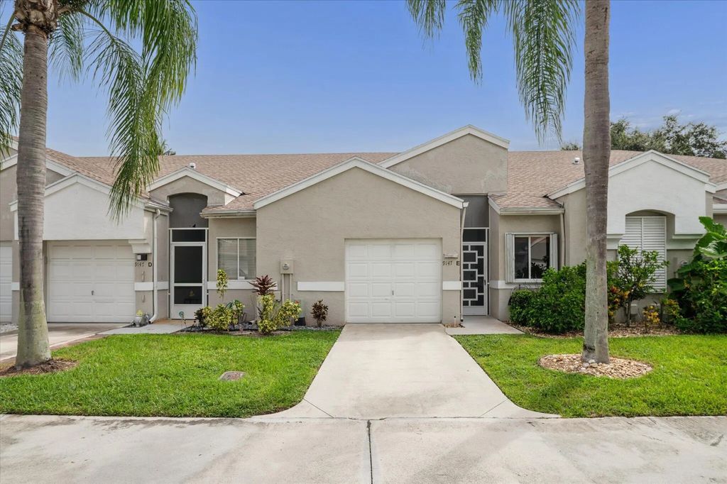 9147 Vineland Court #e, Boca Raton