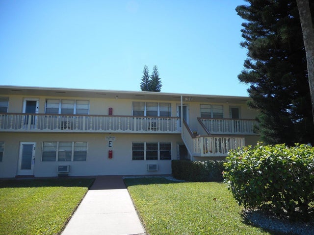 1 of 13 - 110 Salisbury E, West Palm Beach, FL