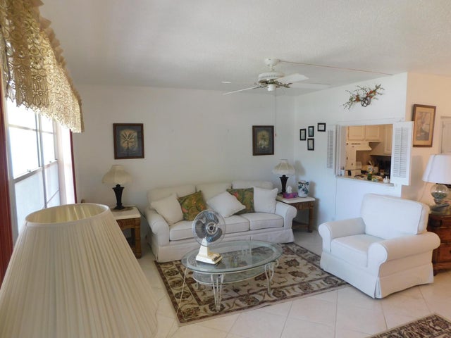 2 of 13 - 110 Salisbury E, West Palm Beach, FL