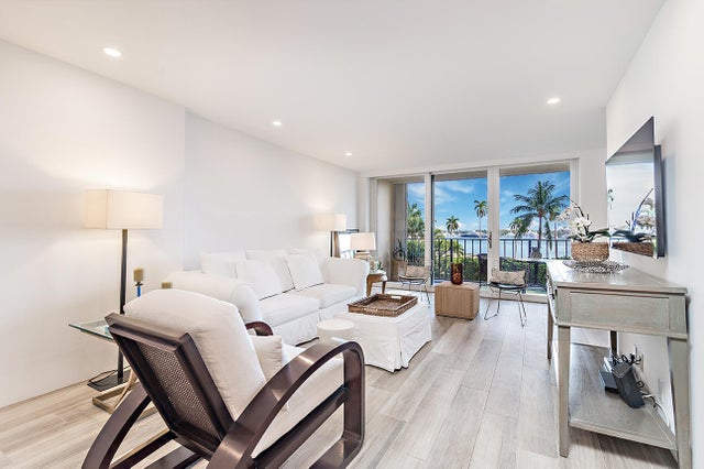 5 of 24 - 1801 S Flagler Drive #306, West Palm Beach, FL