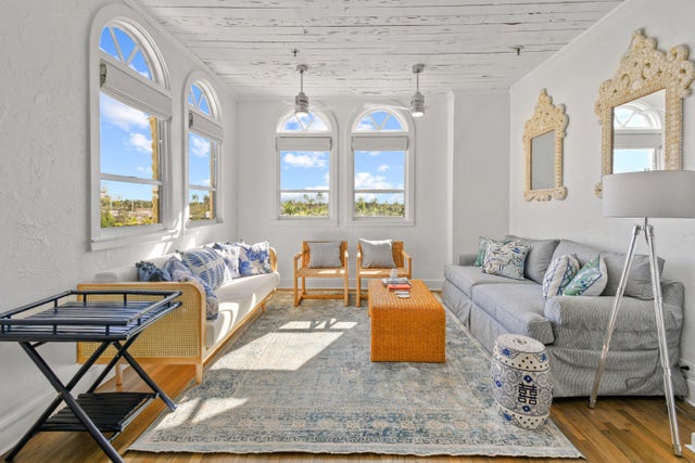 1 of 28 - 235 Sunrise Av #ph6, Palm Beach, FL