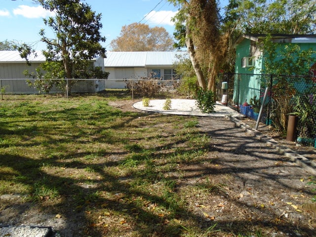 4 of 24 - 2405 3rd Av Av Se, Vero Beach, FL