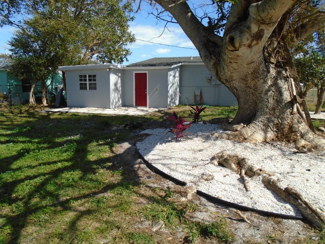 5 of 24 - 2405 3rd Av Av Se, Vero Beach, FL