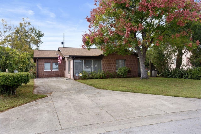 4 of 33 - 210 Kent Av, Orlando, FL