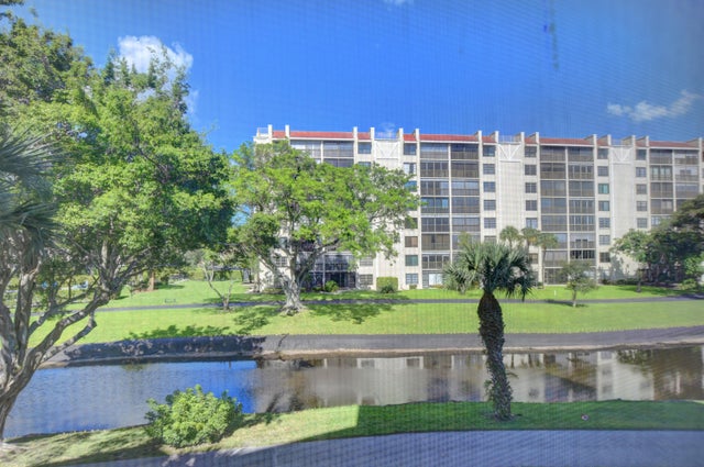 2 of 4 - 14527 Bonaire Blvd #309, Delray Beach, FL