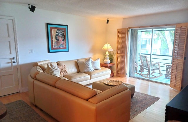 5 of 21 - N/A, Boca Raton, FL