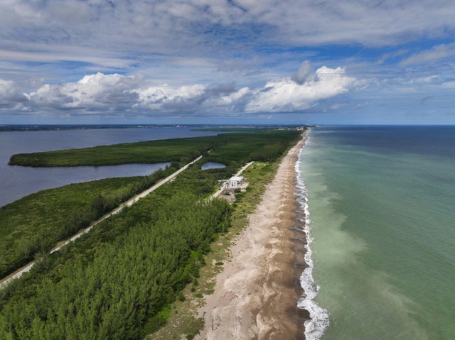 2 of 36 - 4348 Diamond Shores Wy, Hutchinson Island, FL