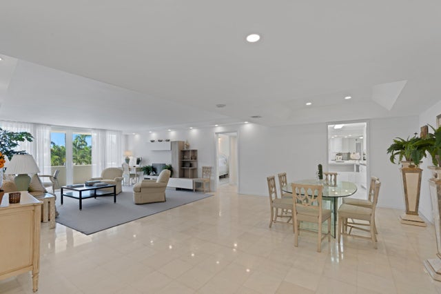 2 of 18 - 130 Sunrise Av #2150, Palm Beach, FL