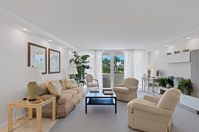 3 of 18 - 130 Sunrise Av #2150, Palm Beach, FL