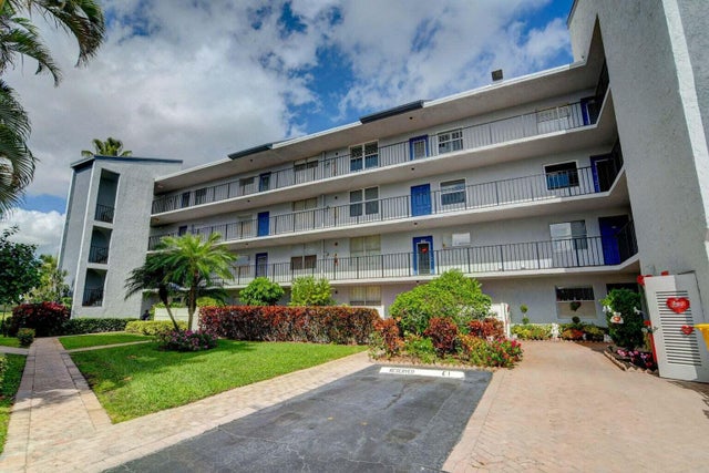 1 of 39 - 14773 Cumberland Dr #305, Delray Beach, FL