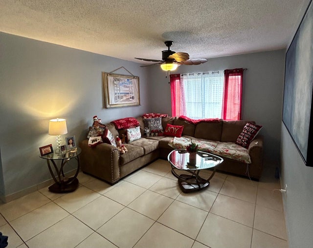 2 of 19 - 5308 Ne 6th Avenue #g14, Oakland Park, FL