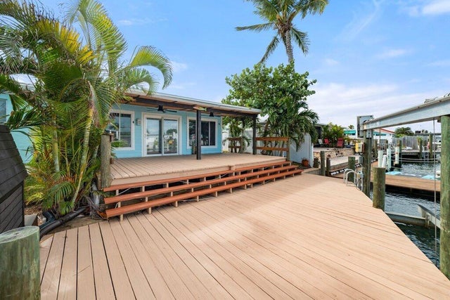 4 of 23 - 44 Aqua Ra Drive, Jensen Beach, FL