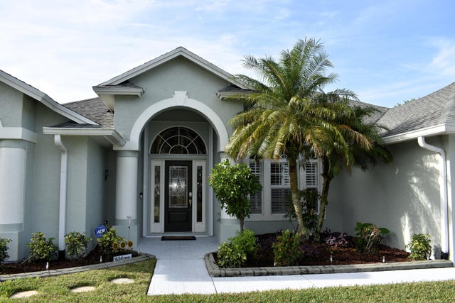 2 of 101 - 830 Sw College Park Rd, Port Saint Lucie, FL