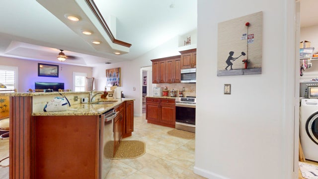 4 of 101 - 830 Sw College Park Rd, Port Saint Lucie, FL