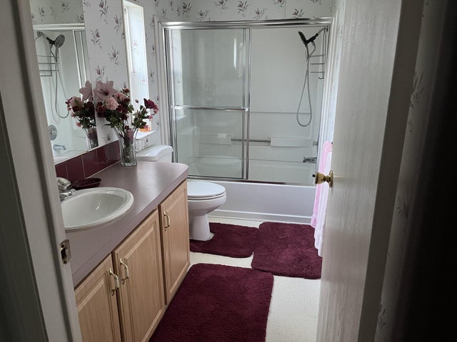 4 of 9 - 6325 Se Colonial Dr, Stuart, FL