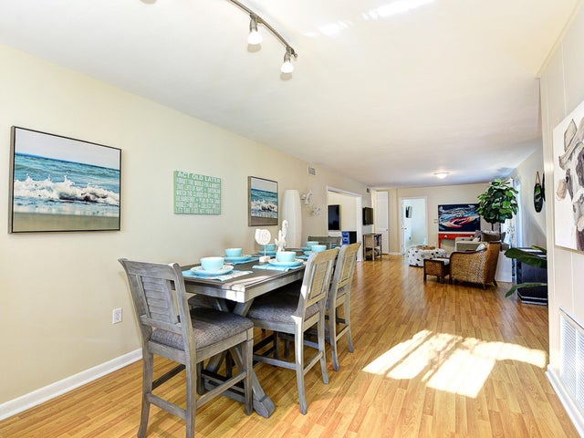 5 of 40 - 1630 Thumb Point Dr, Fort Pierce, FL