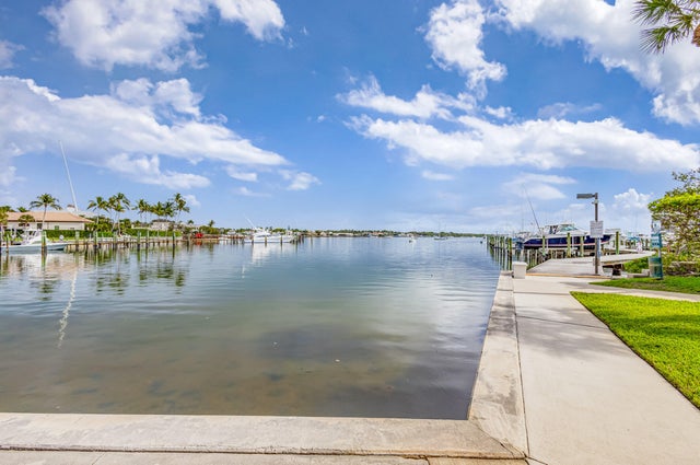 1 of 23 - 11390 Twelve Oaks Way #122, North Palm Beach, FL