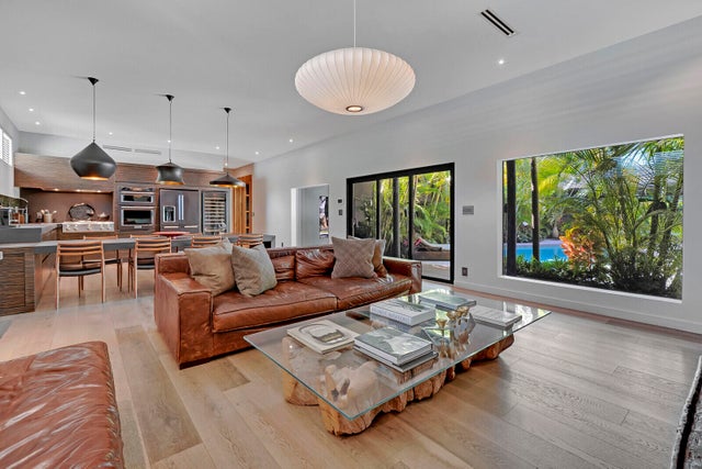 3 of 44 - 250 Essex Lane, West Palm Beach, FL