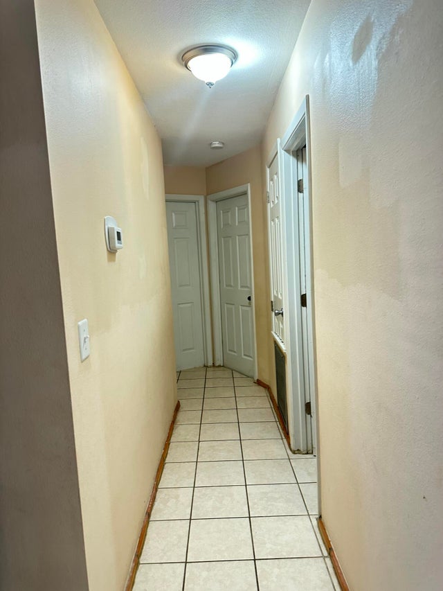 5 of 17 - 3061 Sw Blout Court, Port Saint Lucie, FL