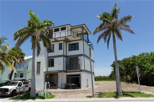 4 of 36 - 422 S Ocean Drive, Hutchinson Island, FL