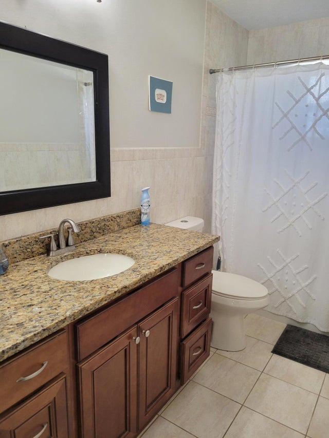 5 of 21 - 3049 Sw Circle St, Port Saint Lucie, FL
