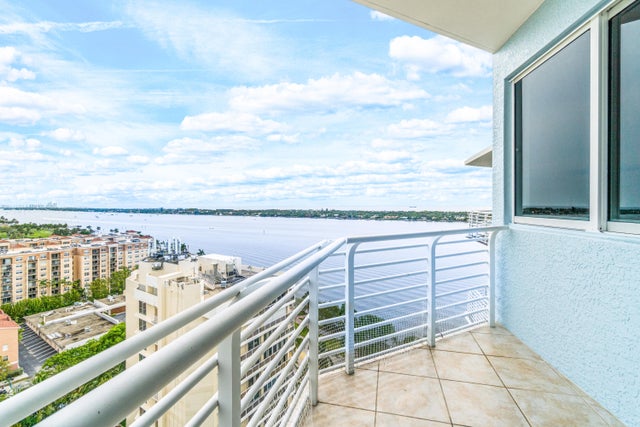 2 of 36 - 1551 N Flagler Dr #uph-03, West Palm Beach, FL