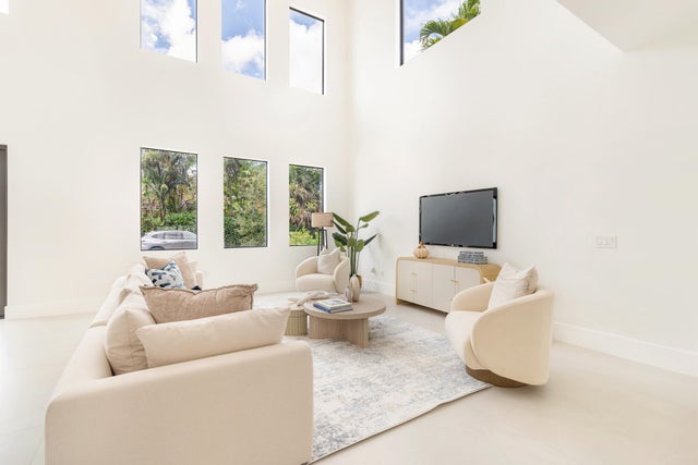 5 of 46 - 363 31st Court, West Palm Beach, FL