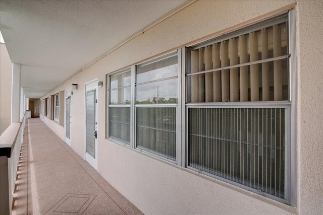 3 of 26 - 250 Southampton C, West Palm Beach, FL