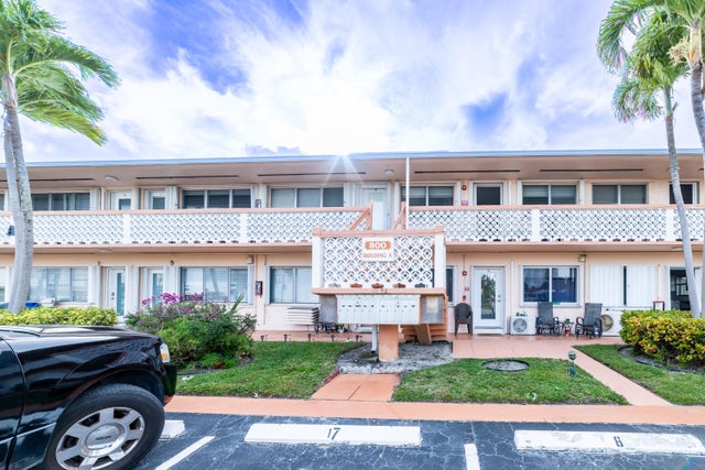 1 of 17 - 800 Sw 11th Avenue #18a, Hallandale Beach, FL