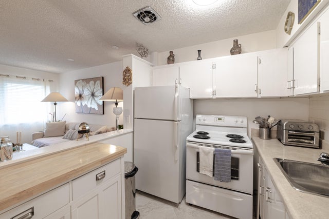 5 of 17 - 800 Sw 11th Avenue #18a, Hallandale Beach, FL