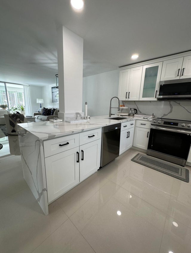 2 of 20 - 14773 Cumberland Dr #3010, Delray Beach, FL
