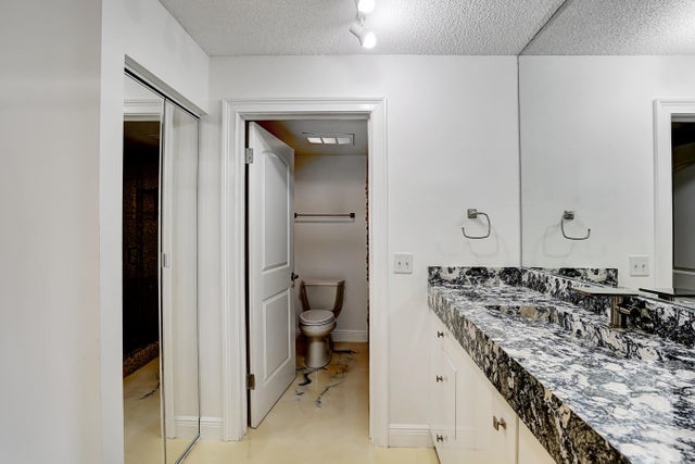5 of 35 - 9290 Vista Del Lago #11c, Boca Raton, FL