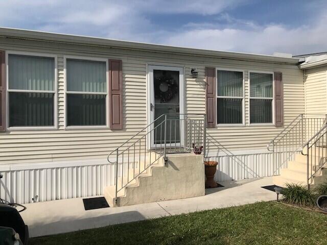 1 of 28 - 20 Madrid Lane, Port Saint Lucie, FL