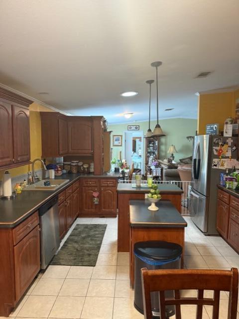 5 of 28 - 20 Madrid Lane, Port Saint Lucie, FL