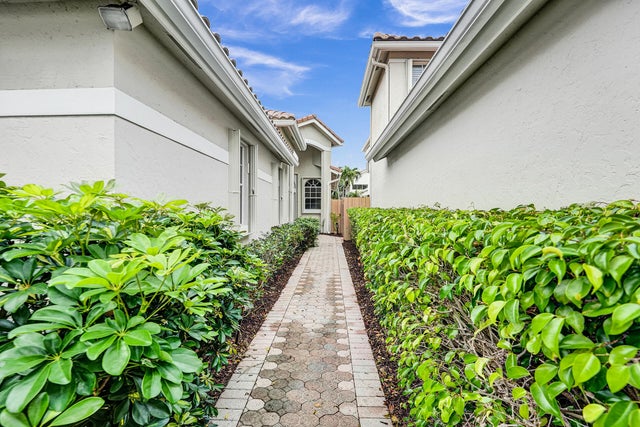 3 of 54 - 6675 Nw 25th Way, Boca Raton, FL